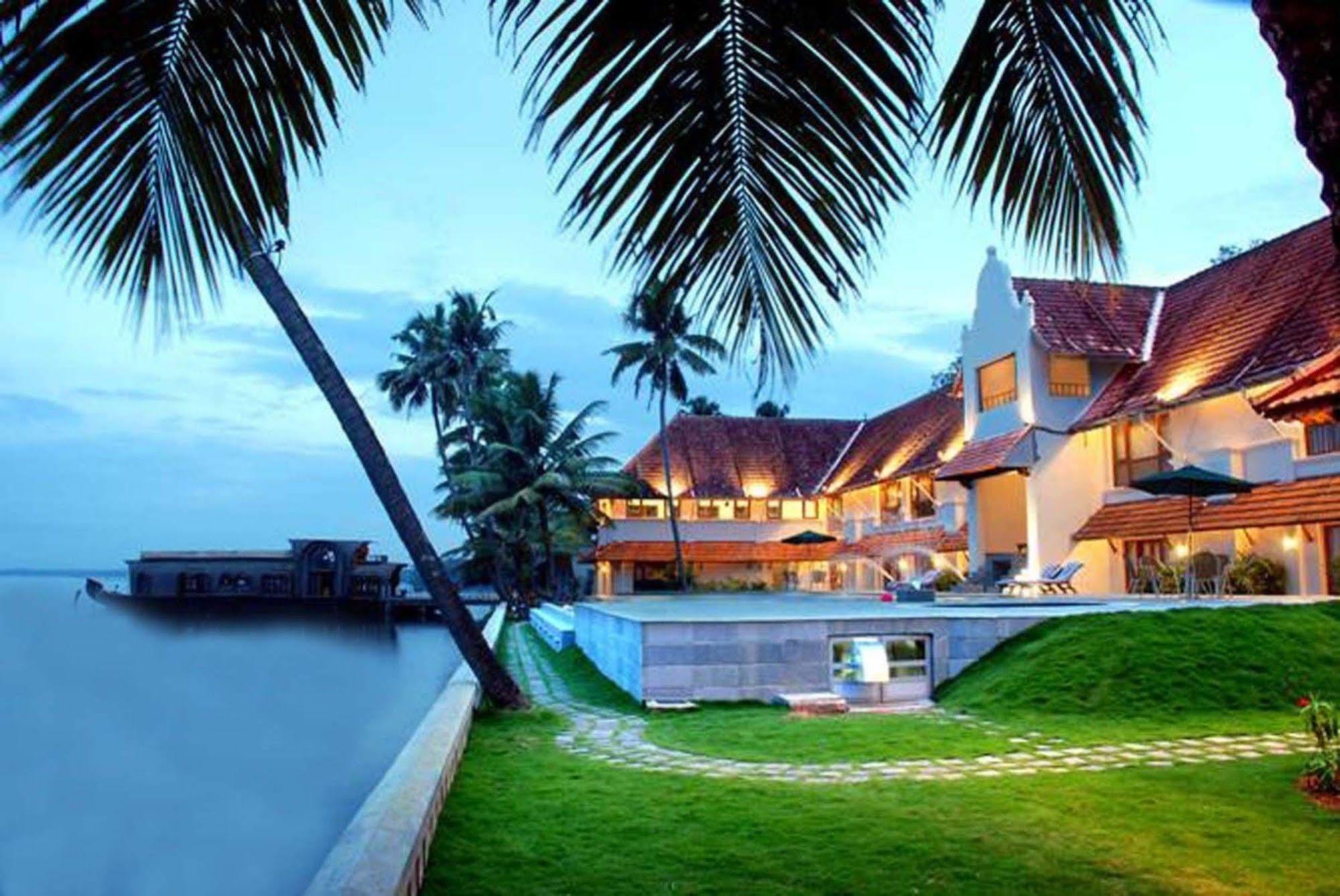 Lemon Tree Vembanad Lake Resort, Kerala Alappuzha Kültér fotó
